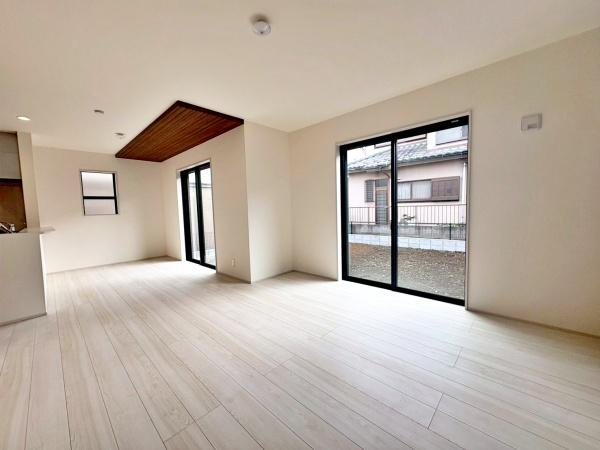 �����s�����q�s�v�ێR��2���ڂ̐V�z��ˌ��Ẵ��r���O