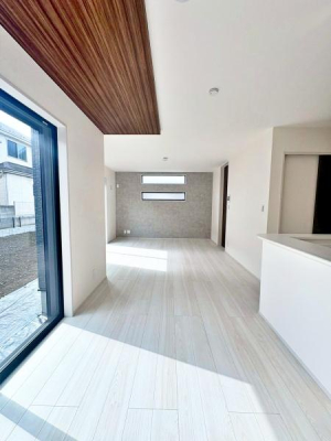 �����s�����q�s�v�ێR��2���ڂ̐V�z��ˌ��Ẵ��r���O