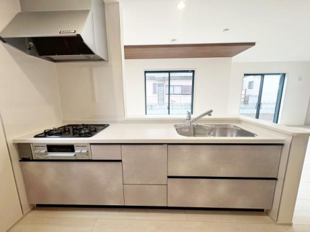 �����s�����q�s�v�ێR��2���ڂ̐V�z��ˌ��ẴL�b�`��