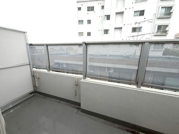 東京都杉並区堀ノ内2丁目の中古マンションのバルコニー