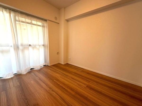 東京都中野区鷺宮4丁目の中古マンションの洋室