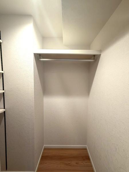 東京都中野区鷺宮4丁目の中古マンションの収納