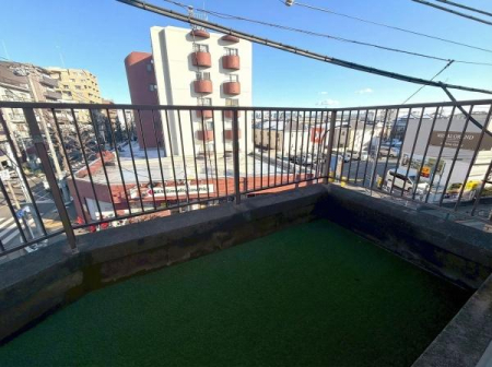 �����s������{4���ڂ̒��Ã}���V�����̃o���R�j�[