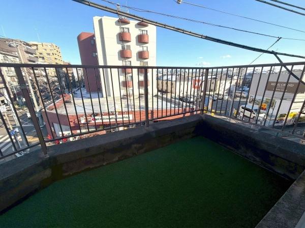 東京都中野区鷺宮4丁目の中古マンションのバルコニー