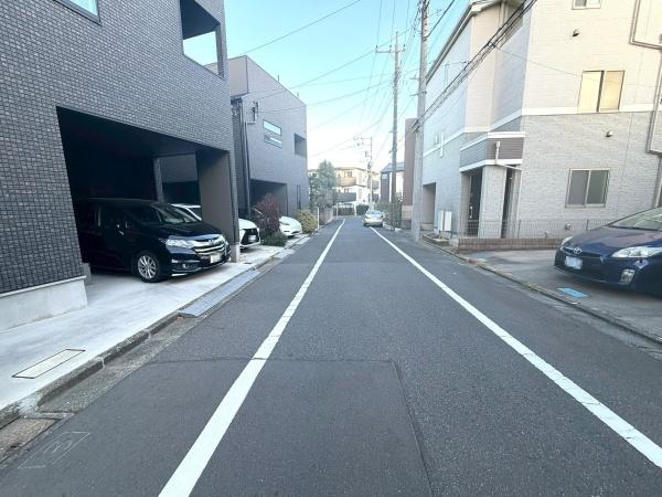 �����s�����]����1���ڂ̒��È�ˌ��Ă̑O�ʓ��H�܂ތ��n�ʐ^