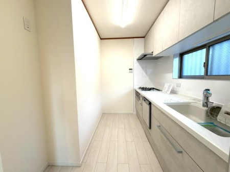 �����s�����]����1���ڂ̒��È�ˌ��ẴL�b�`��