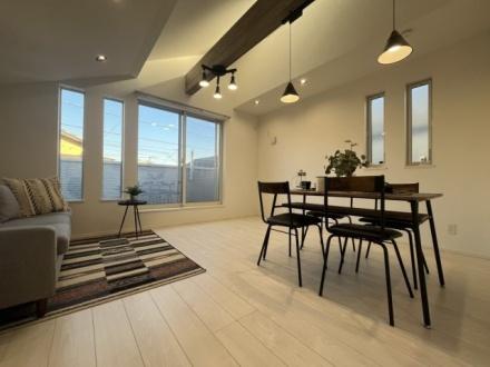 �����s�����扺�䑐3���ڂ̒��È�ˌ��Ẵ��r���O