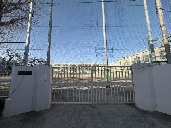 �����s�����扺�䑐3���ڂ̒��È�ˌ��Ă̎��ӊ�