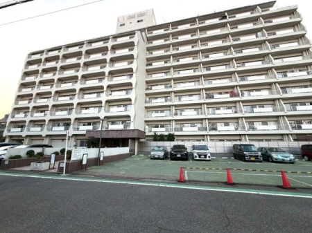 �����s���������1���ڂ̒��Ã}���V�����̌��n�O�ώʐ^