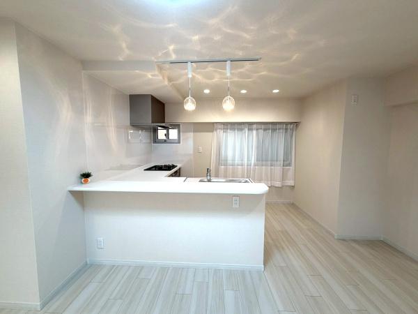 �����s���������1���ڂ̒��Ã}���V�����̃L�b�`��