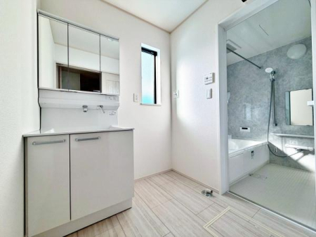 �����s���n����w����1���ڂ̐V�z��ˌ��Ă̐��ʑ�E���ʏ�