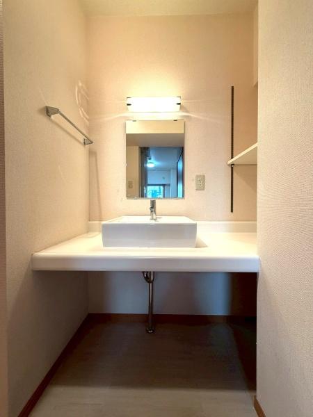 �����s�������1���ڂ̒��Ã}���V�����̐��ʑ�E���ʏ�