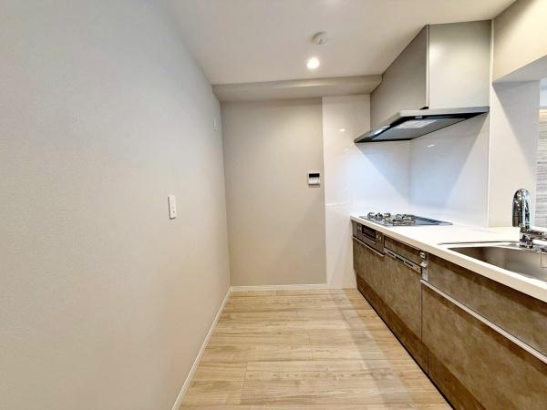 �����s���n��L�ʖk1���ڂ̒��Ã}���V�����̃L�b�`��