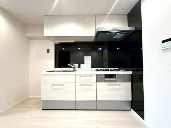 �����s���n�����4���ڂ̒��Ã}���V�����̃L�b�`��