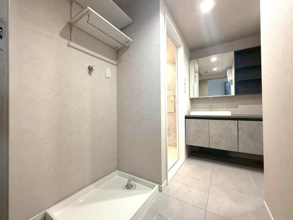 �����s�����捡��1���ڂ̒��Ã}���V�����̐��ʑ�E���ʏ�