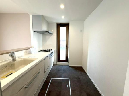 �����s�����捡��1���ڂ̒��Ã}���V�����̃L�b�`��