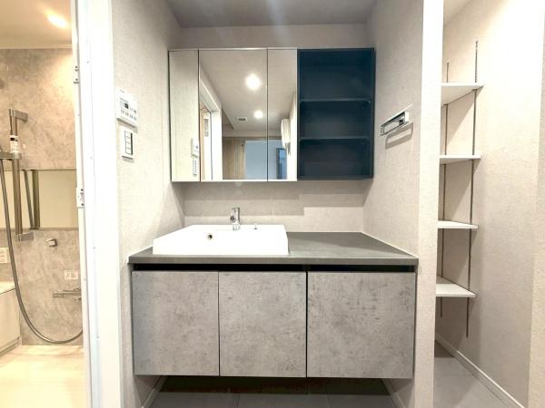 �����s�����捡��1���ڂ̒��Ã}���V�����̐��ʑ�E���ʏ�