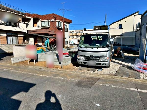 �����s���n��ΐ_���3���ڂ̐V�z��ˌ��Ă̌��n�O�ώʐ^