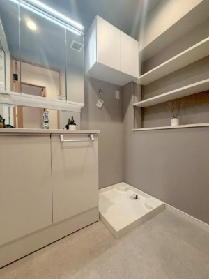 �����s�����扺�䑐5���ڂ̒��Ã}���V�����̐��ʑ�E���ʏ�