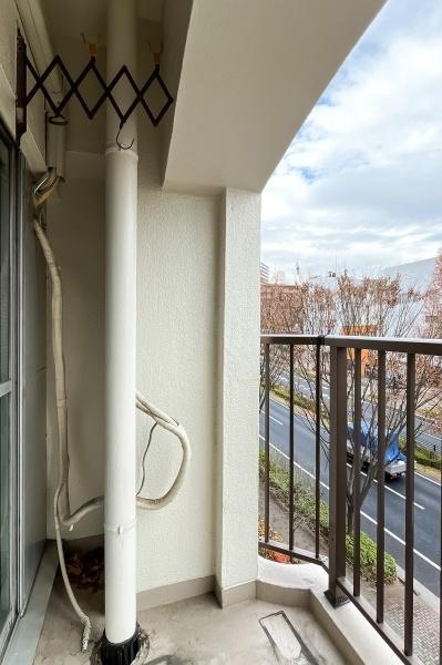 �����s����擌����2���ڂ̒��Ã}���V�����̃o���R�j�[