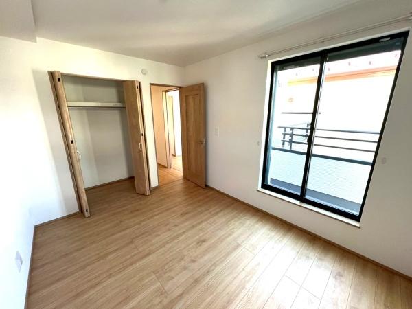 �����s���n�扺�ΐ_��2���ڂ̒��È�ˌ��Ă̗m��