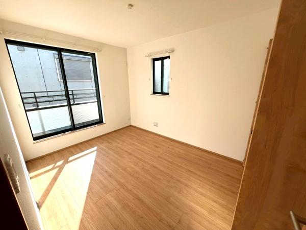 �����s���n�扺�ΐ_��2���ڂ̒��È�ˌ��Ă̗m��