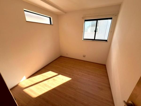 �����s���n�扺�ΐ_��2���ڂ̒��È�ˌ��Ă̗m��