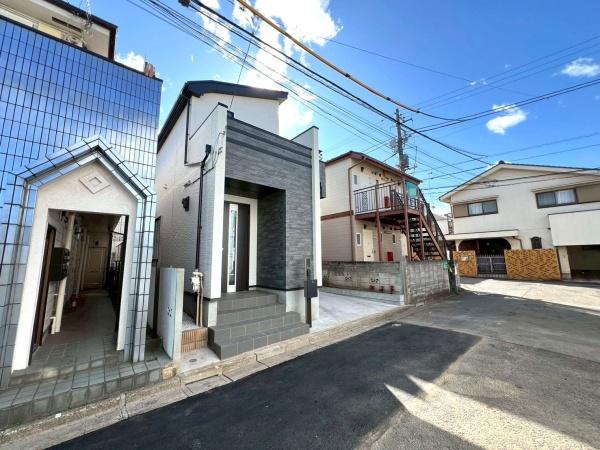 �����s���n�扺�ΐ_��2���ڂ̒��È�ˌ��Ă̑O�ʓ��H�܂ތ��n�ʐ^