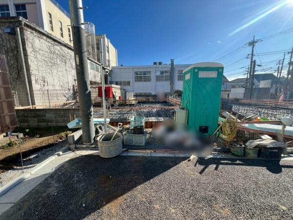 �����s���n��֒��k4���ڂ̐V�z��ˌ��Ă̌��n�O�ώʐ^