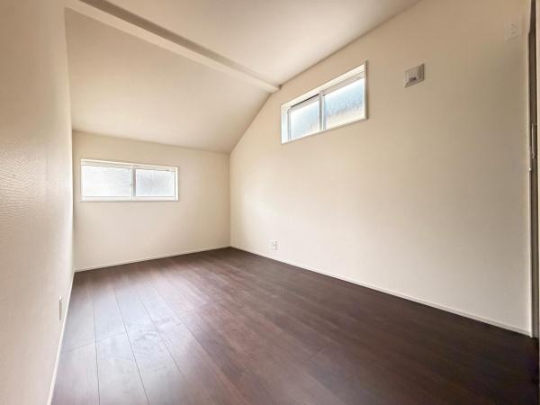 �����s���n��ΐ_���8���ڂ̐V�z��ˌ��Ă̗m��