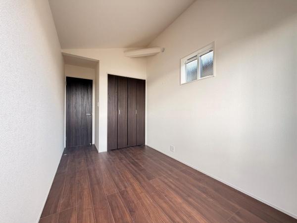 �����s���n��ΐ_���8���ڂ̐V�z��ˌ��Ă̗m��