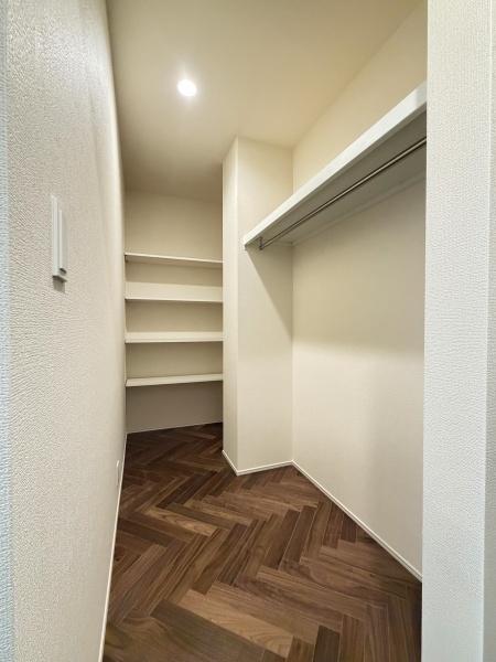 �����s���n��ΐ_���8���ڂ̐V�z��ˌ��Ă̎��[