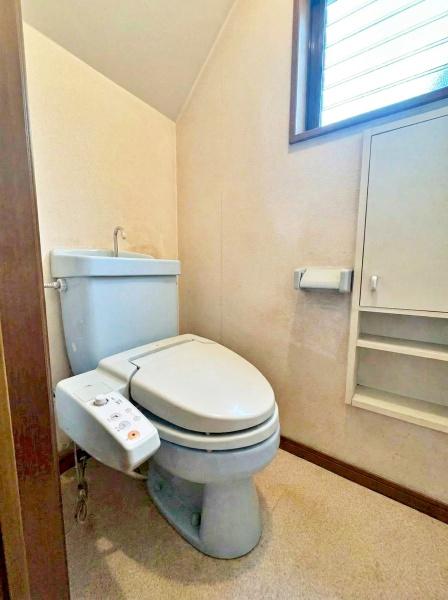 �����s�����q�s���쒬�̒��È�ˌ��Ẵg�C��