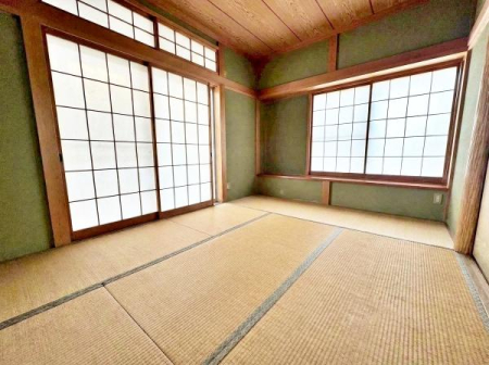 �����s�����q�s���쒬�̒��È�ˌ��Ă̘a��