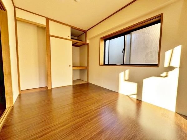 東京都八王子市台町1丁目の中古マンションの洋室