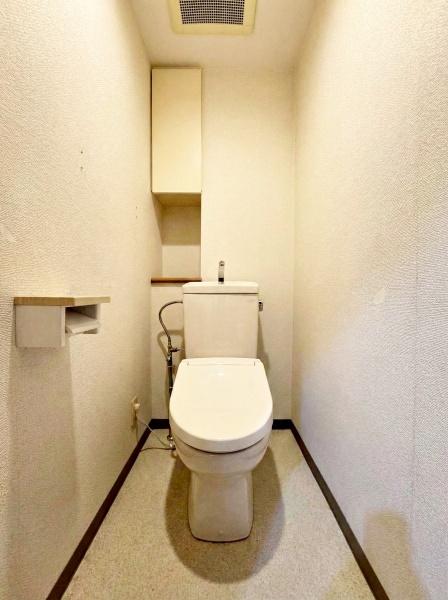 �����s�����q�s�䒬4���ڂ̒��Ã}���V�����̃g�C��