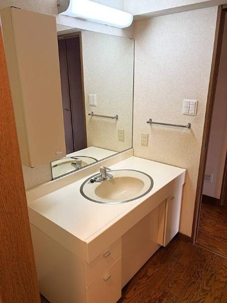 東京都八王子市別所1丁目の中古マンションの洗面台・洗面所