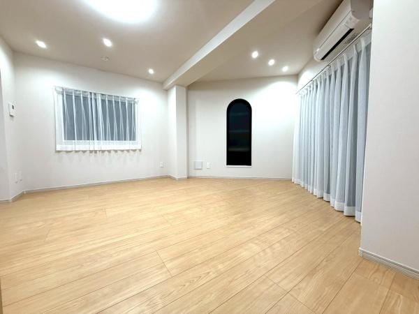 �����s���n�撆����1���ڂ̒��Ã}���V�����̃��r���O