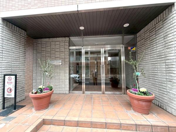 �����s����攒��1���ڂ̒��Ã}���V�����̃G���g�����X