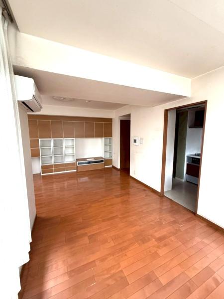 �����s����攒��1���ڂ̒��Ã}���V�����̃��r���O