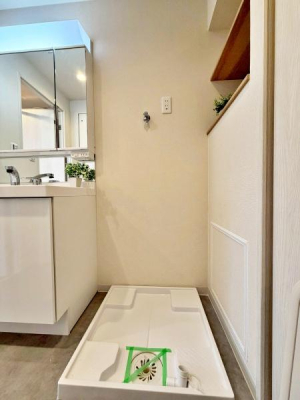 �����s���n��X���2���ڂ̒��Ã}���V�����̐��ʑ�E���ʏ�