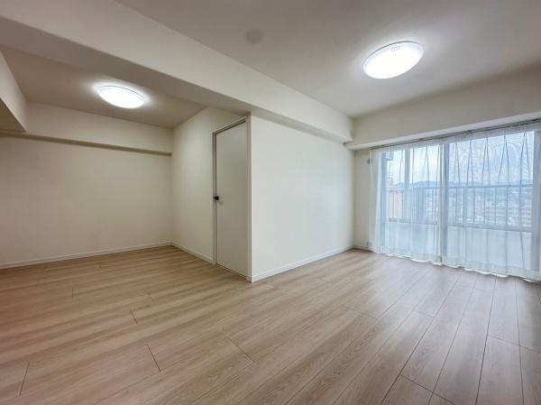 東京都八王子市追分町の中古マンションのリビング