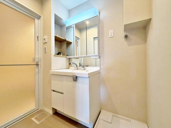 �����s���������2���ڂ̒��Ã}���V�����̐��ʑ�E���ʏ�