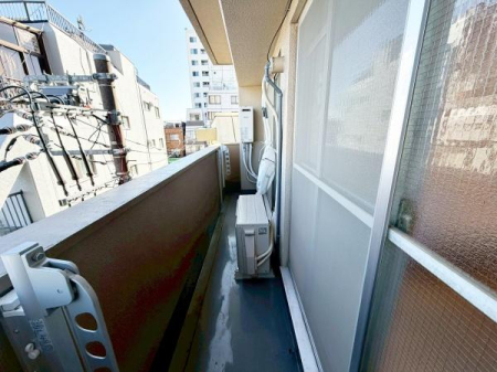 �����s���������2���ڂ̒��Ã}���V�����̃o���R�j�[