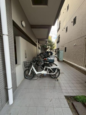 �����s������~��2���ڂ̒��Ã}���V�����̉摜