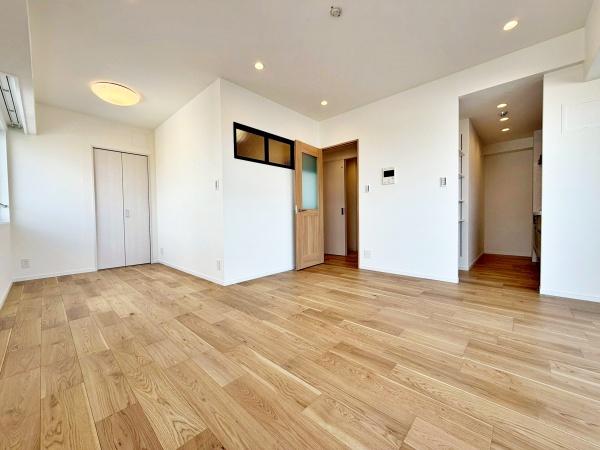 �����s������~��2���ڂ̒��Ã}���V�����̃��r���O