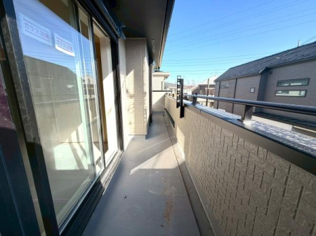 �����s���n�����3���ڂ̐V�z��ˌ��Ẵo���R�j�[