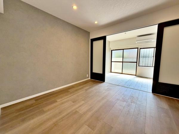 �����s�������{4���ڂ̒��Ã}���V�����̃��r���O