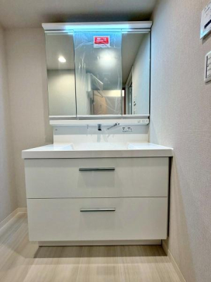 �����s���n��L�ʖk3���ڂ̒��Ã}���V�����̐��ʑ�E���ʏ�