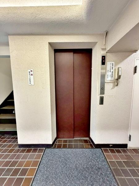 �����s���n��L�ʖk3���ڂ̒��Ã}���V�����̃G���g�����X